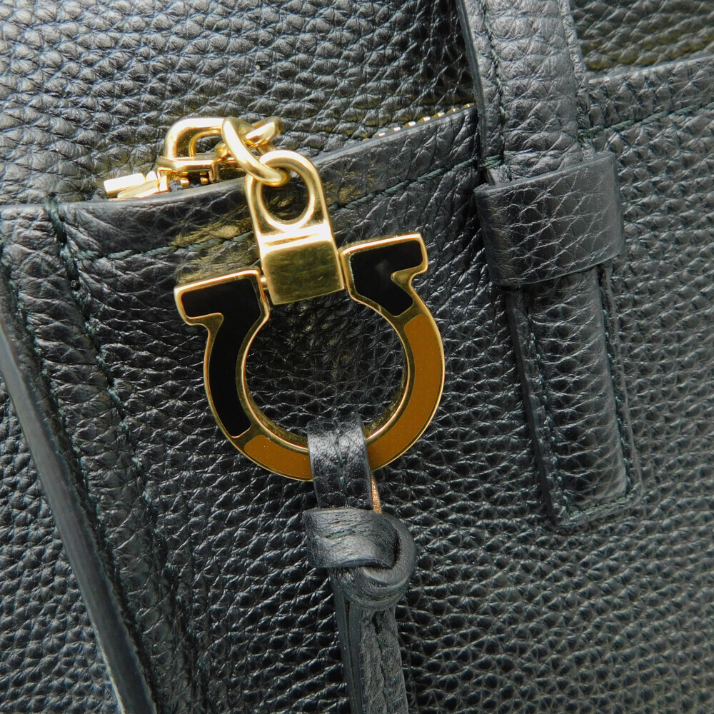 Salvatore Ferragamo Gancini Tote Bag Black - Picture 6 of 9